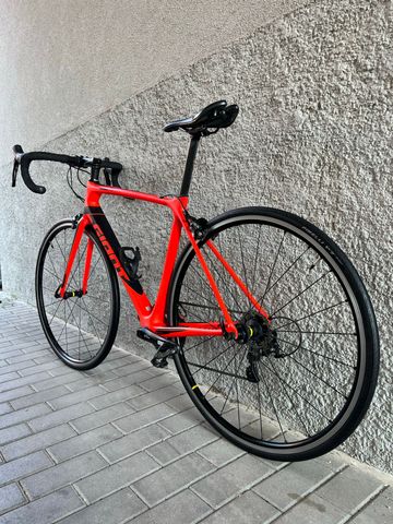 Used Giant Tcr advanced Shimano 105 2019 Road & Gravel, Red — image 3 of 19