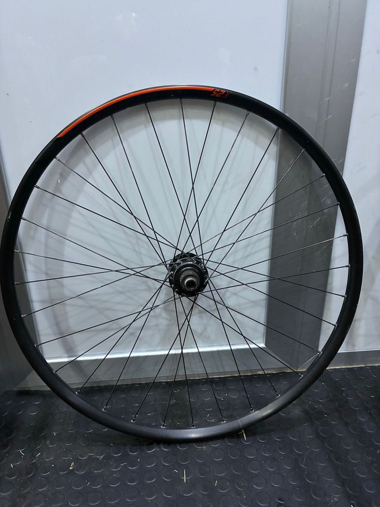 Käytetty Orbea oiz Custom Shimano Deore 2021 Mountainbike — kuva 8 / 10