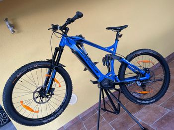 Kilimanjaro Custom Shimano Deore XT 2023 Mountainbike usato, Blu — immagine 2 di 17
