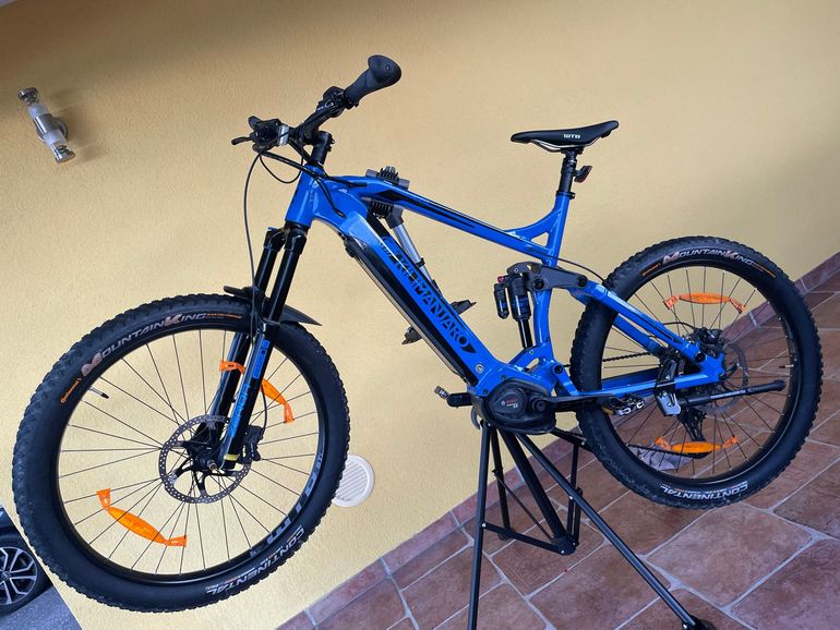 Kilimanjaro Custom Shimano Deore XT 2023 Mountainbike usato, Blu — immagine 2 di 17