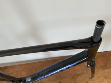 Käytetty Giant Tcr Frameset 2024 Road & Gravel — kuva 6 / 9