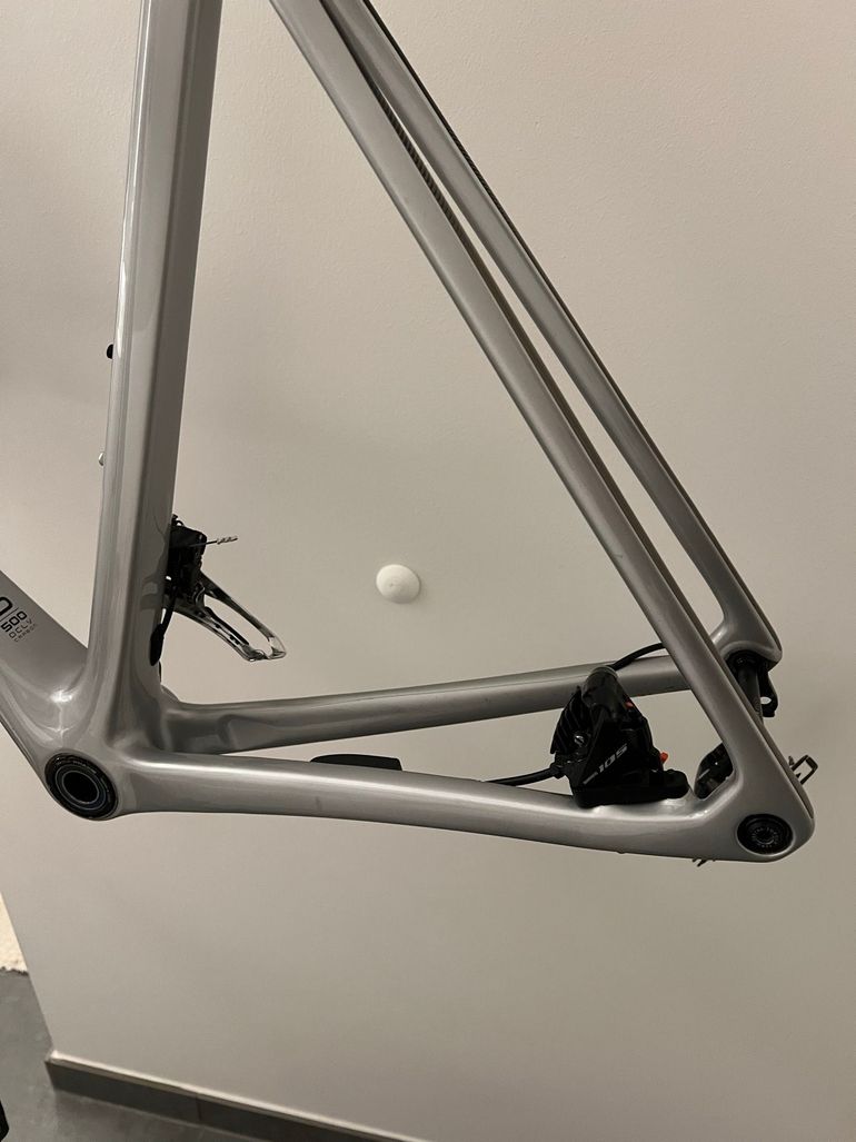 Used Emonda Custom Shimano 105 2024 Road & Gravel, Light Gray — image 17 of 20