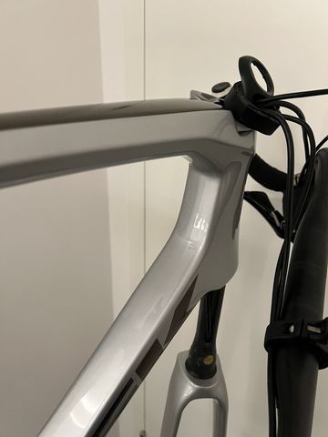 Używany Emonda Custom Shimano 105 2024 Road & Gravel — zdjęcie 12 z 20