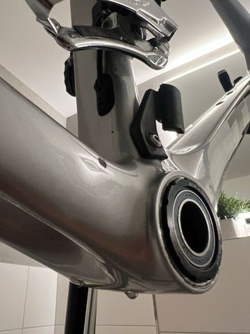 Używany Emonda Custom Shimano 105 2024 Road & Gravel — zdjęcie 19 z 20