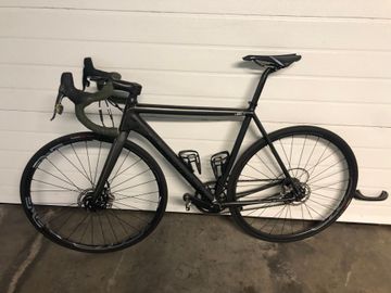 Used Cannondale Caad SRAM Red 2016 Road & Gravel, Black — image 5 of 5