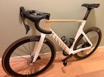 Used Canyon Aeroad CF SLX 7 AXS 2025 2025 Road & Gravel