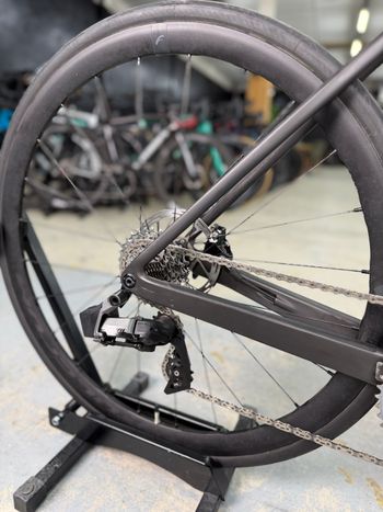 Brugt Scott Addict RC 30 2023 2023 Road & Gravel — billede 10 af 24