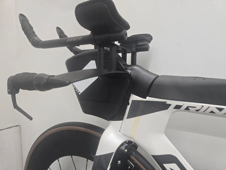 Used Giant Trinity, Advanced Pro 1 2022 2022 Road & Gravel, White — image 18 of 18