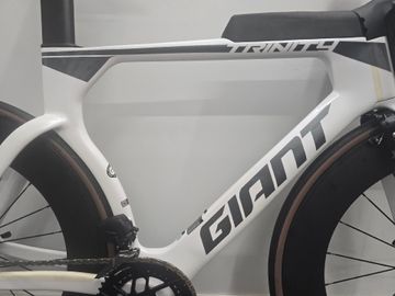 Used Giant Trinity, Advanced Pro 1 2022 2022 Road & Gravel, White — image 2 of 18