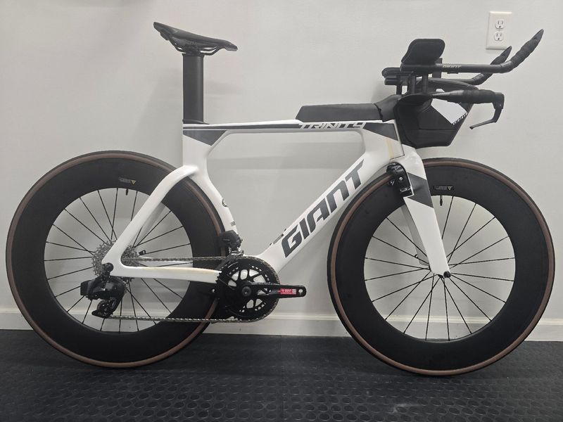 Used Giant Trinity, Advanced Pro 1 2022 2022 Road & Gravel, White — image 1 of 18