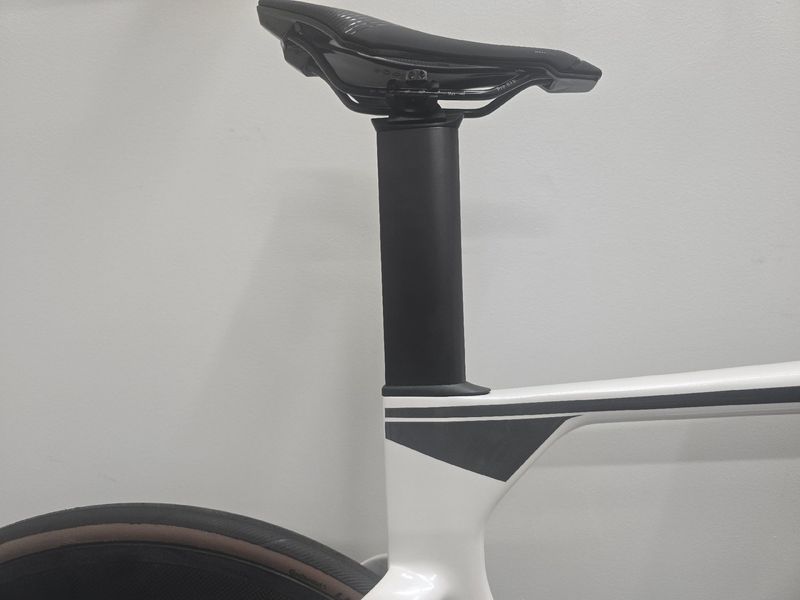Used Giant Trinity, Advanced Pro 1 2022 2022 Road & Gravel, White — image 5 of 18