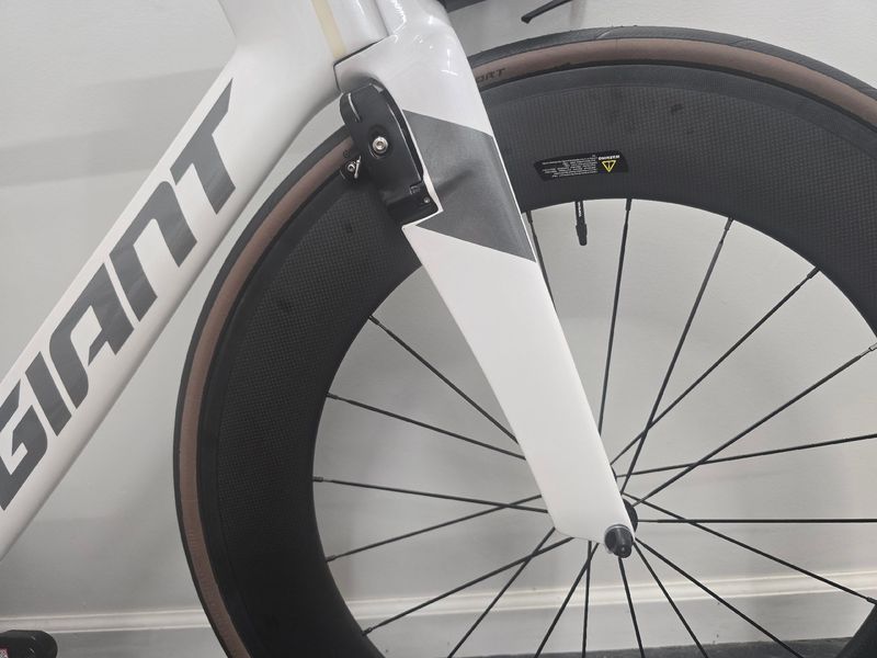 Used Giant Trinity, Advanced Pro 1 2022 2022 Road & Gravel, White — image 6 of 18