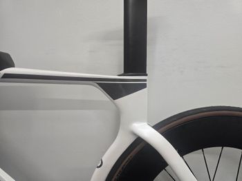 Used Giant Trinity, Advanced Pro 1 2022 2022 Road & Gravel, White — image 15 of 18