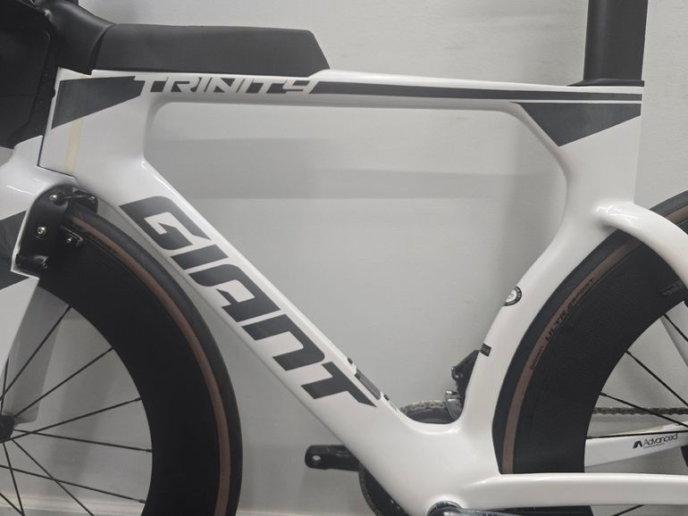 Used Giant Trinity, Advanced Pro 1 2022 2022 Road & Gravel, White — image 12 of 18