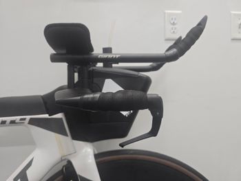 Used Giant Trinity, Advanced Pro 1 2022 2022 Road & Gravel, White — image 7 of 18