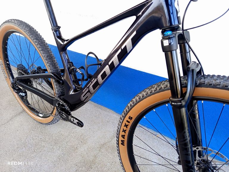 Tweedehands Scott Spark RC Comp 2024 2024 Mountainbike — afbeelding 6 van 12