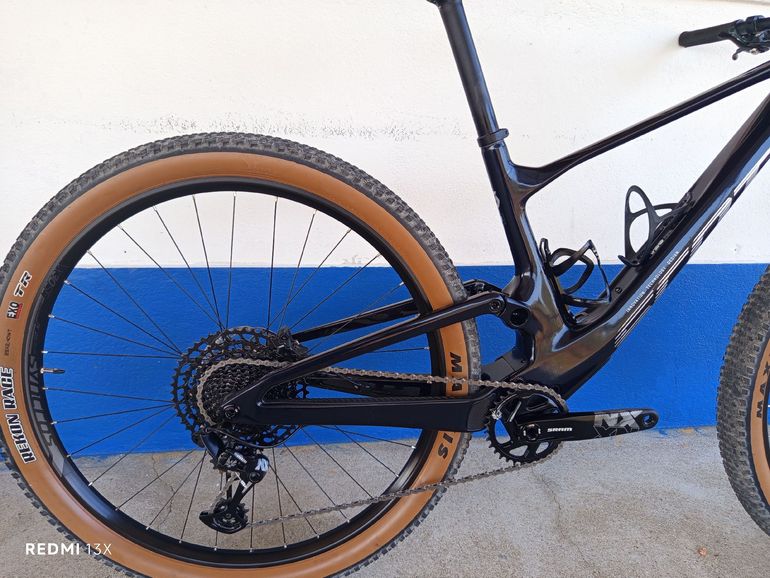 Tweedehands Scott Spark RC Comp 2024 2024 Mountainbike — afbeelding 4 van 12