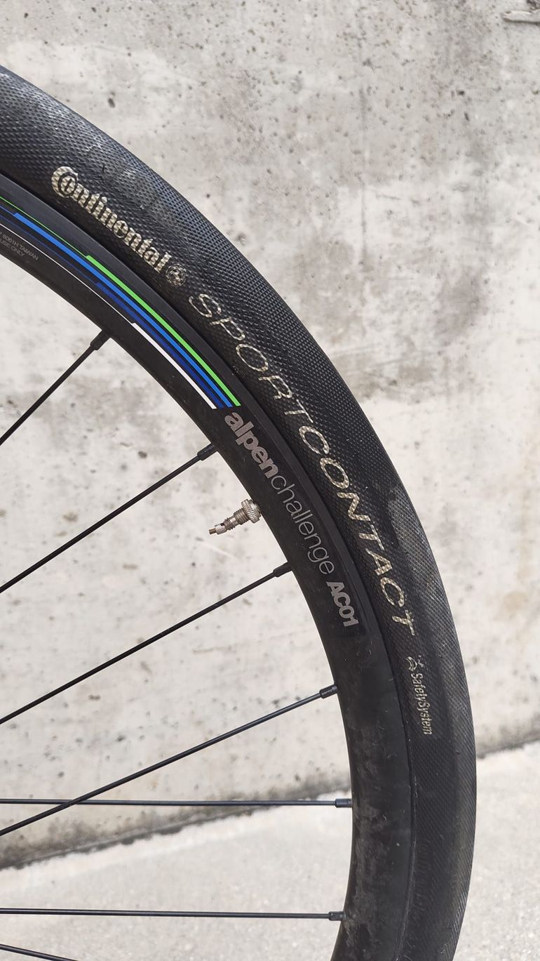 Używany BMC Alpenchallenge Shimano Sora 2018 Urban — zdjęcie 11 z 12