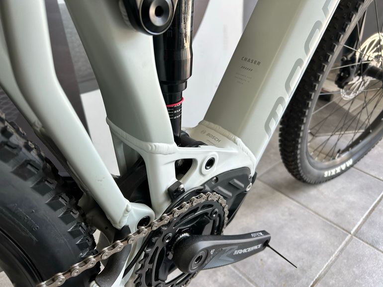 Gebrauchtes Mondraker CHASER 750 2025 2025 Mountainbike, Weiß, 29 — Bild 3 von 5