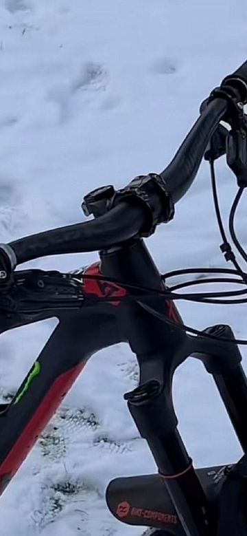 Used YT Custom Shimano SLX 2019 Mountainbike, Black — image 4 of 5