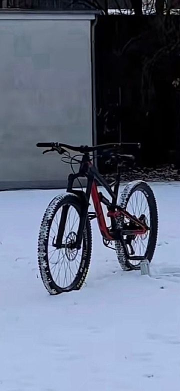 Used YT Custom Shimano SLX 2019 Mountainbike, Black — image 2 of 5