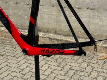 Tweedehands Roadman Razor Frameset 2019 Road & Gravel — afbeelding 2 van 28