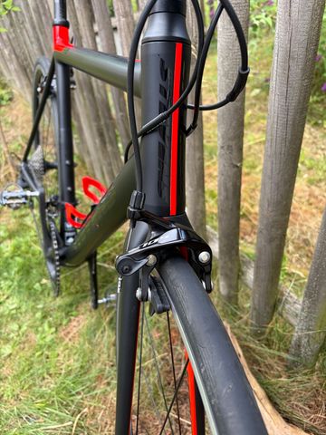 Stevens Stelvio 2022 2022 Road & Gravel usato, Nero — immagine 4 di 6