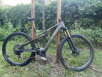 Cube AMS Hybrid ONE44 C:68X SUPER TM 2025 MTB usato