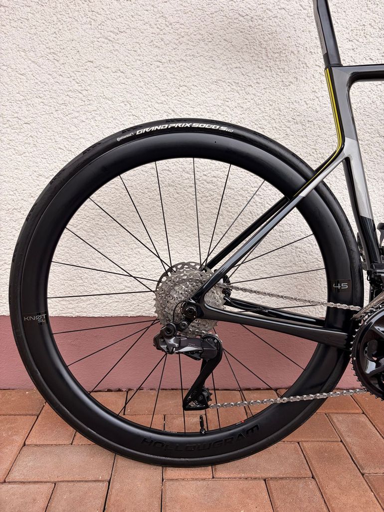 Used Cannondale Supersix Shimano Ultegra Di2 2023 Road & Gravel, Black — image 2 of 17