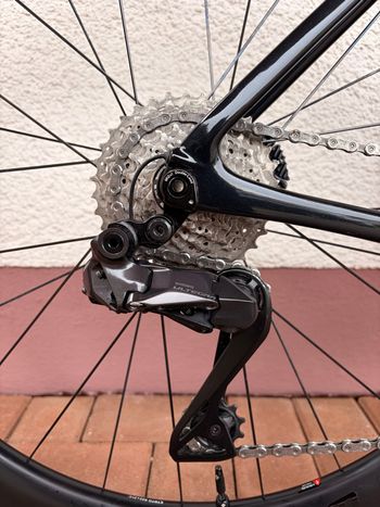 Used Cannondale Supersix Shimano Ultegra Di2 2023 Road & Gravel, Black — image 8 of 17
