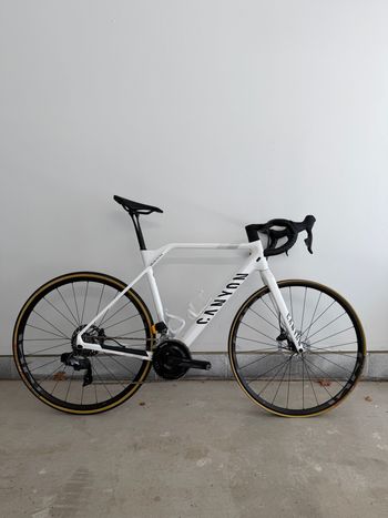 Used Canyon Inflite CF SLX 9 2023 2023 Road & Gravel