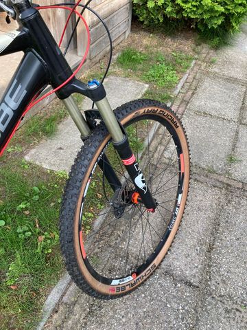 Używany CUBE Stereo Shimano Deore XT 2015 Mountainbike — zdjęcie 4 z 4