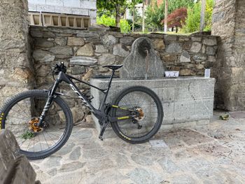 Scott Spark RC Team 2022 2022 Mountainbike usato, Nero — immagine 2 di 9