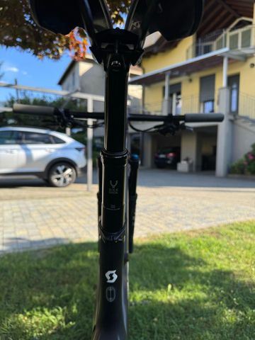 Used Scott Spark RC Team 2022 2022 Mountainbike, Black, 29 — image 6 of 9