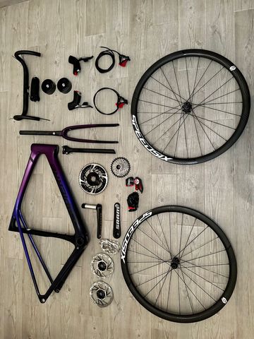 Použité Lapierre Xelius SL 9.0 2023 Frameset 2023 Road & Gravel — obrázek 2 z 5