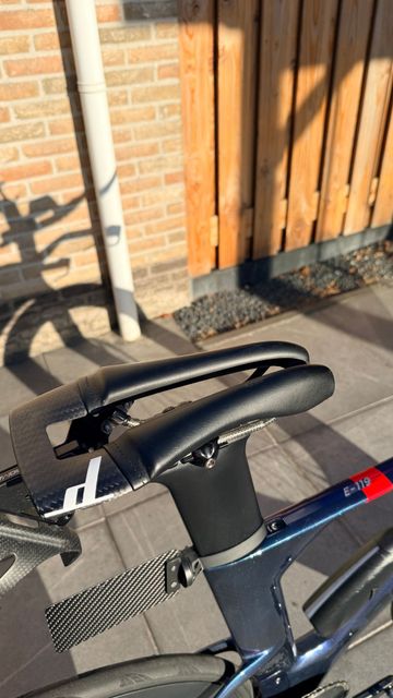 Used Argon 18 E119 SRAM Force eTap AXS 2024 Road & Gravel, Blue — image 8 of 16