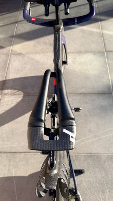 Used Argon 18 E119 SRAM Force eTap AXS 2024 Road & Gravel, Blue — image 9 of 16