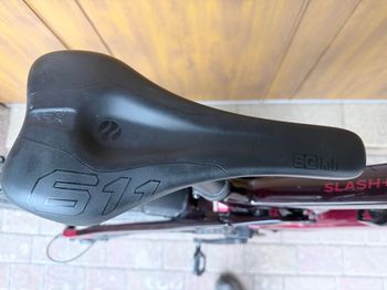 Brugt Trek Slash+ 9.7 SLX/XT 2025 2025 Mountainbike — billede 4 af 7
