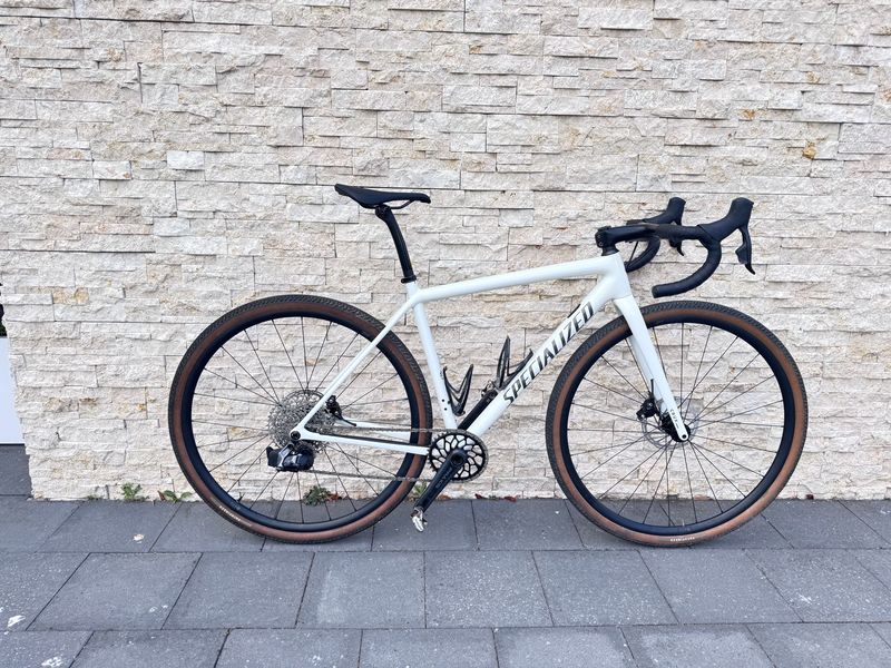 Tweedehands Specialized Crux Expert - SRAM Rival XPLR AXS 2026 2026 Road & Gravel