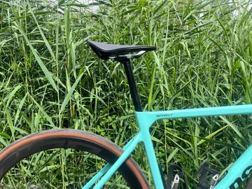 Used Bianchi Custom 2024 2024 Road & Gravel, Blue — image 3 of 7