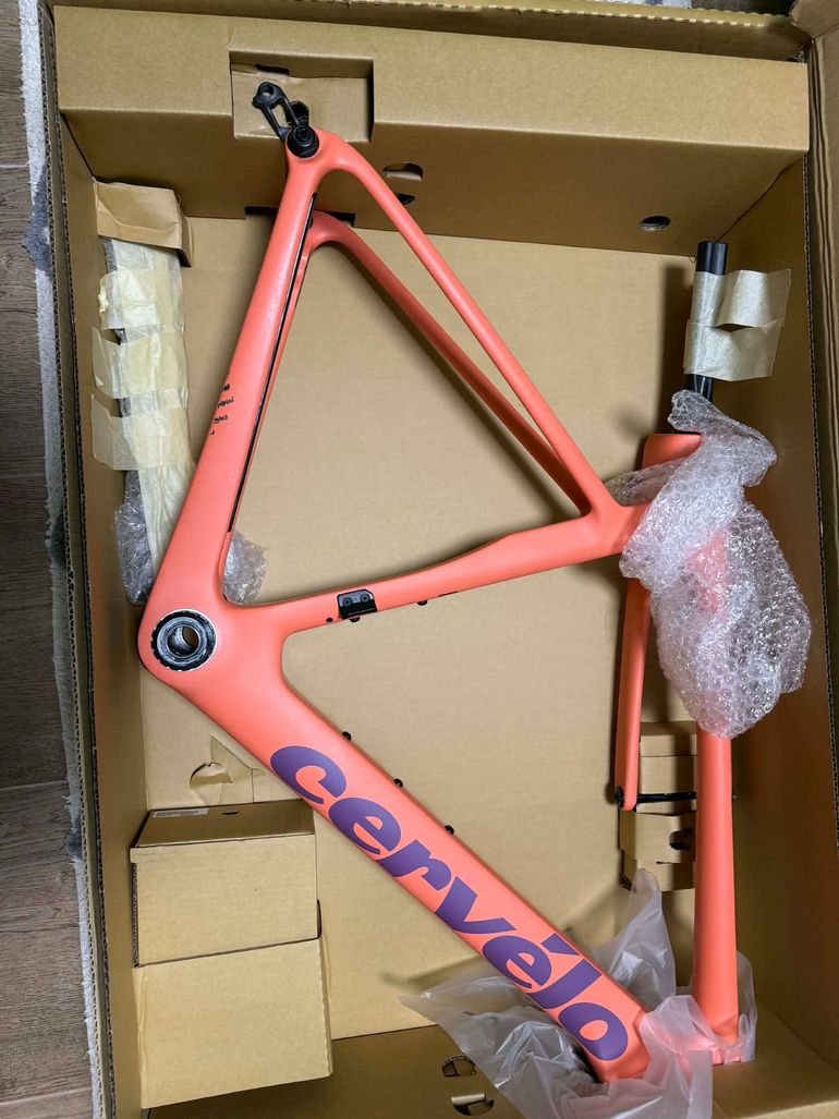 Used Cervélo Soloist Frameset 2026 Frameset 2026 Road & Gravel, Orange — image 7 of 7