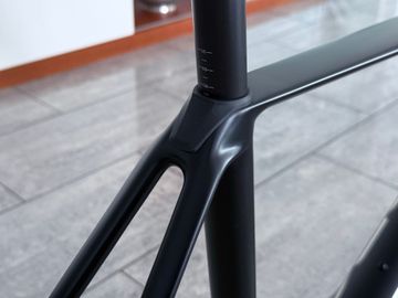 Použité Orbea Orca OMX Frameset 2024 Road & Gravel — obrázek 9 z 14