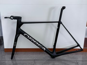 Použité Orbea Orca OMX Frameset 2024 Road & Gravel — obrázek 2 z 14