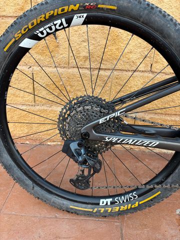 Used Specialized Epic Expert 2022 2022 Mountainbike, Black — image 3 of 10