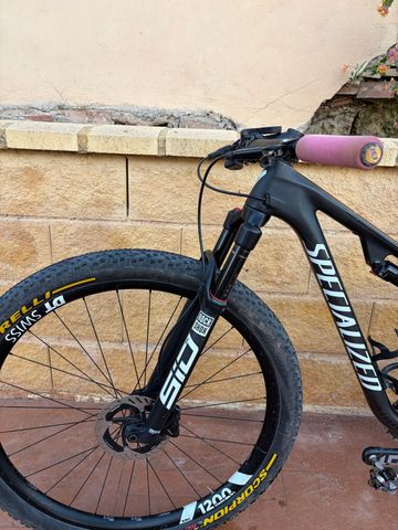 Used Specialized Epic Expert 2022 2022 Mountainbike, Black — image 8 of 10