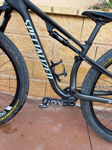 Used Specialized Epic Expert 2022 2022 Mountainbike, Black — image 4 of 10