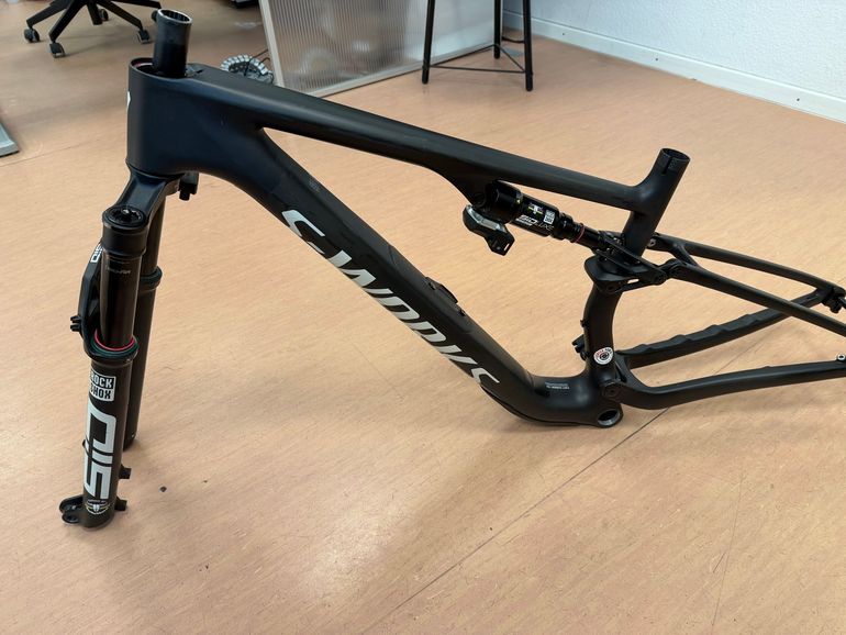 Brugt S Works EPIC 8 Frameset 2025 Mountainbike — billede 9 af 12