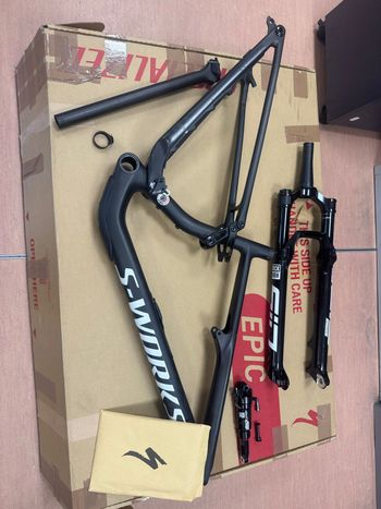 Brugt S Works EPIC 8 Frameset 2025 Mountainbike — billede 11 af 12