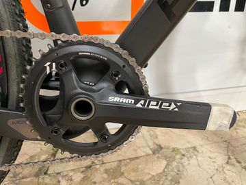 Used Pinarello Granger X5 Disc 2024 2024 Road & Gravel, Black — image 3 of 9
