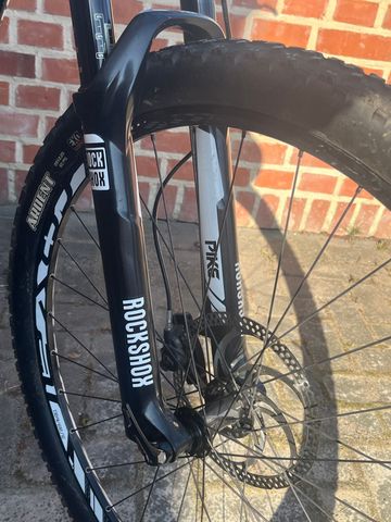 Used Specialized Enduro Comp 29 2015 2015 Mountainbike, Blue, 29 — image 3 of 11